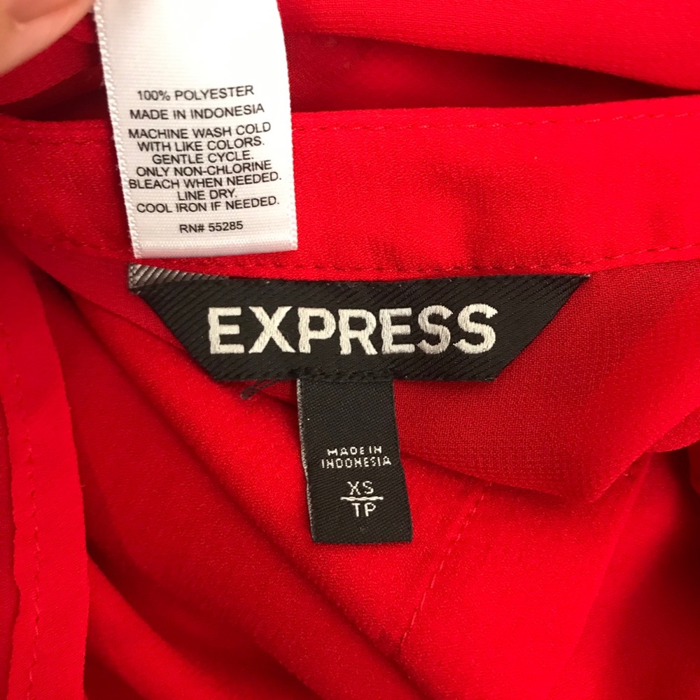 Express Red Pullover Blouse With Tabbed Sleeves Xs - image 8